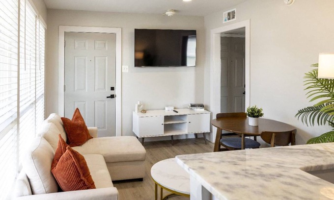 Medical District Apartamento | Memphis 1BR Unit a Perfect Place To Stay