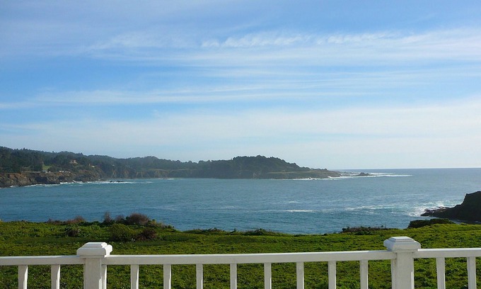 Mendocino Apartamento | MENDO VILLAGE LUXURY FRENTE AL MAR ATICO PERROS OK