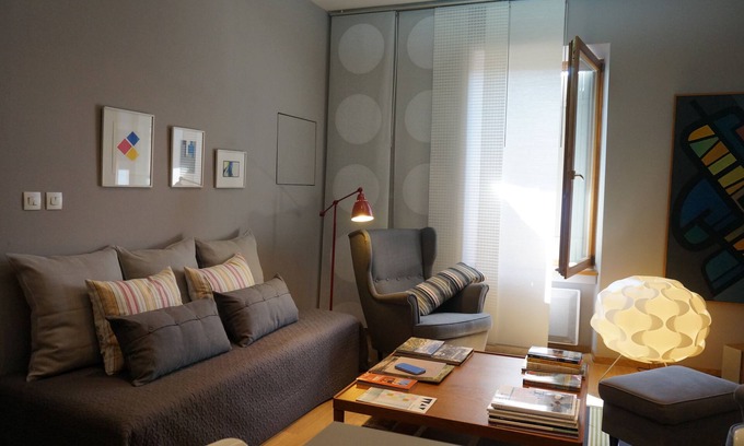 Menerbes Apartamento | Luberon Menerbes luminoso apartamento, uno de los pueblos más bellos de Francia