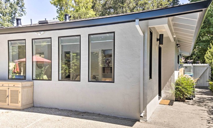 Linfield Oaks Apartamento | ¡NUEVO! Menlo Park Studio ~ 2 Mi a la Universidad de Stanford