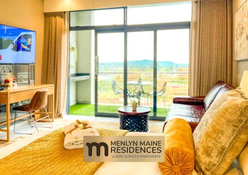 Menlyn Apartamento | Menlyn Maine Residences - Napoli with king sized bed