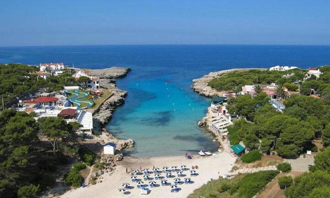 Cala Blanca Hotel | Menurka - Cala Blanca