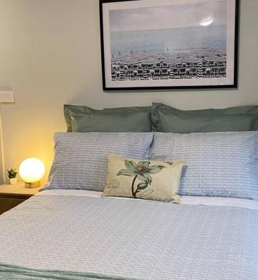 Bell Post Hill Apartamento | MEPLE, Tiny Home, Pets, Walk2Food, WiFi, Bfast, Private, Serene