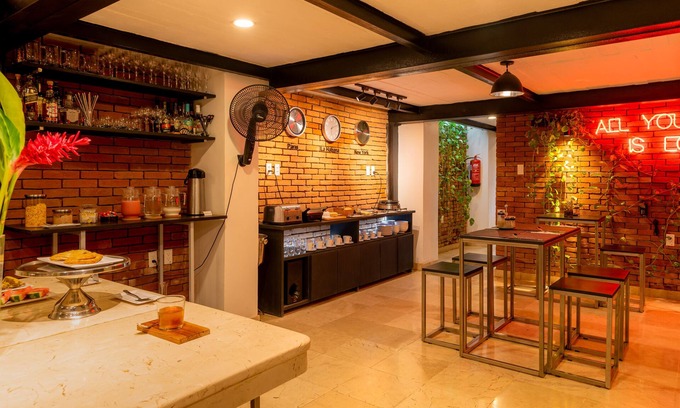 Centro Havana Cama Y Desayuno | Merced Luxury Hotel Boutique in Havana