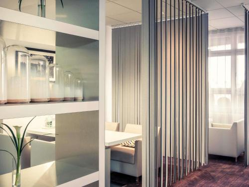 Quartier Atlantis Hotel | Mercure Paris Massy Gare TGV
