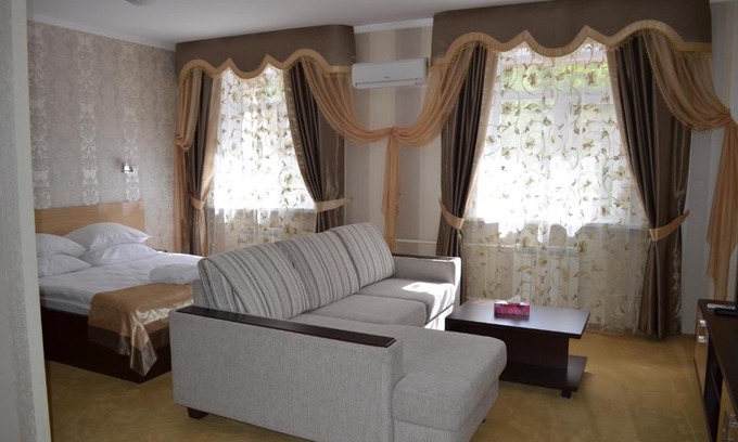 Oskemen Hotel | Mereke Hotel