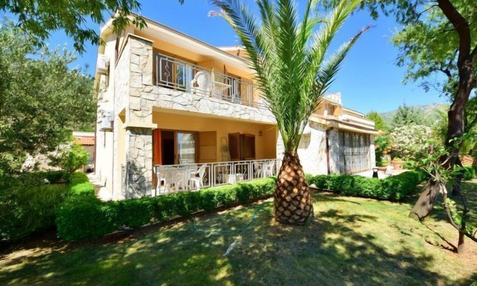 Stankovici Apartamento | Meridiana by Interhome