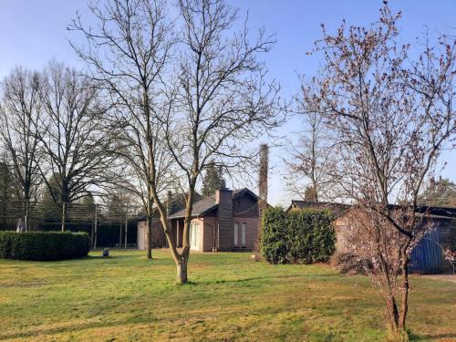 Merksplas Casa | Merksplas Villa with Terrace