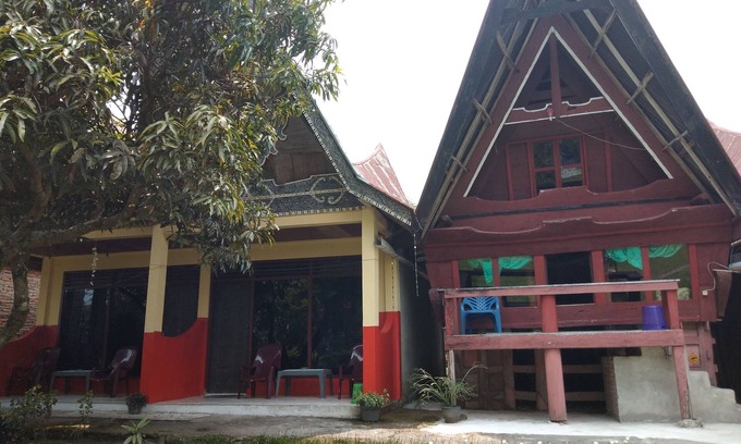 Ambarita Casa | Merlyn Guest House