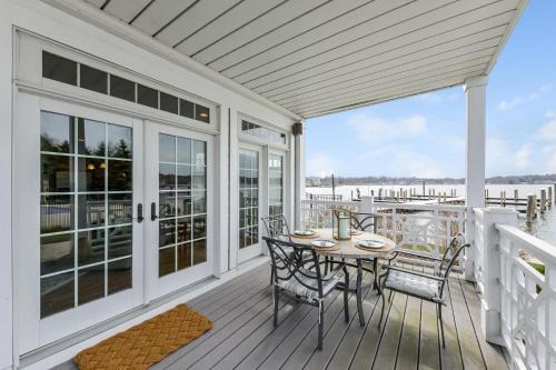 Saugatuck Villa | Mermaid Cove