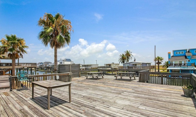 Jamaica Beach Casa | Mermaid Headquarters