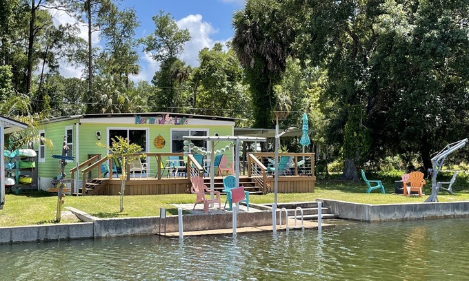 Weeki Wachee Gardens Casa | Mermaid Life, Sleeps 6 W/ Gulf Access