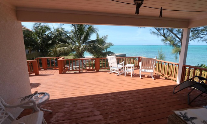 Spanish Wells Cabaña | "Sittin 'On The Dock Of The Bay" CARRO DE GOLF INCLUIDO