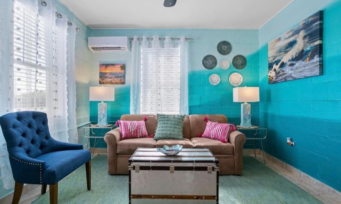 Tampa Casa | Mermaids Grotto WATERFRONT 1BR Apt with Bay View