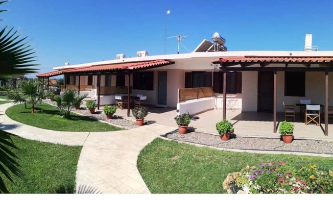 Pineios Apartamento | Apartamento Merovili 2' cerca del mar con jardín y Wi-Fi