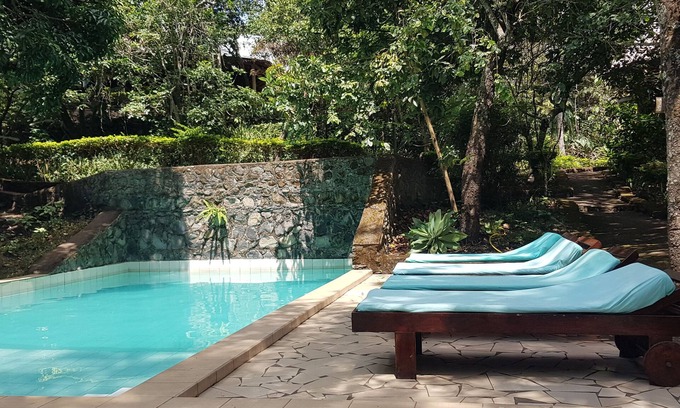 Arusha Cabina | Meru Mbega Lodge