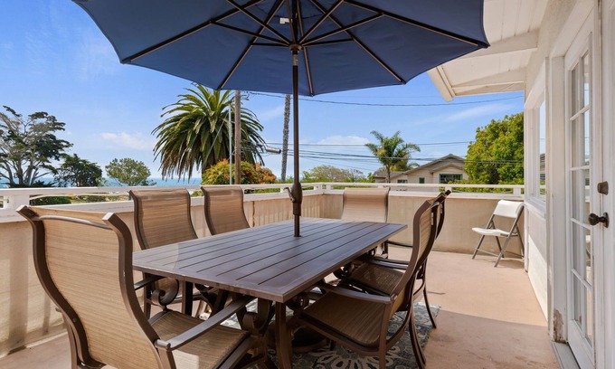 West Mesa Casa | Mesa Gem: Charming Coastal Stay
