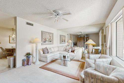 Sunland Village East Casa | Mesa Oasis