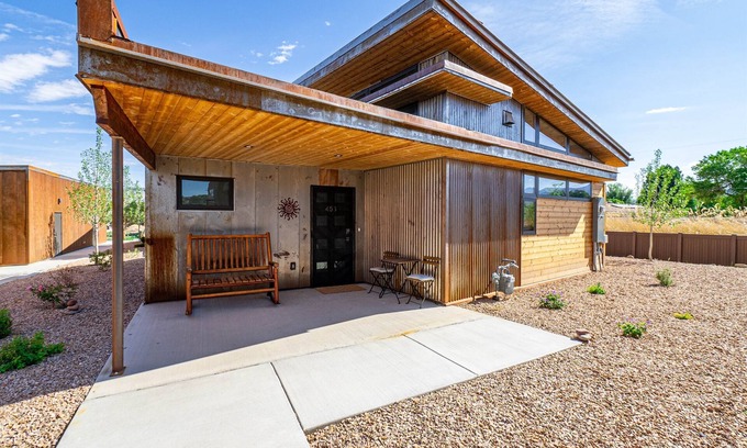 Mesa County Casa | Mesa Sunrise @ Palisade Legends