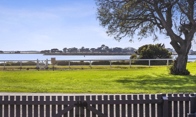 Queenscliff Cabaña | Message to enquiry how you can have a few nights stay for FREE !
