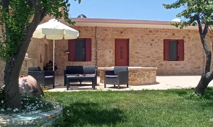 Galouvas Casa | Metochi Traditional House