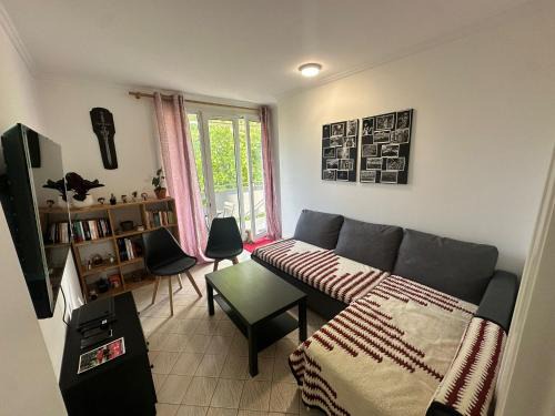 Bas du Mont-Mesly Casa | Metro Lakeside