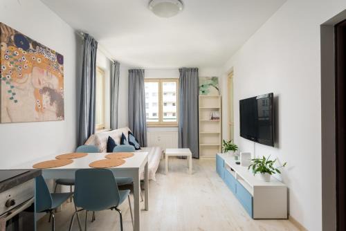 Mokotow Apartamento | Metro Wilanowska Comfort Apartment by Bookinghost