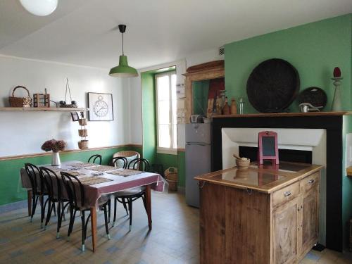 Chevannes Casa | Meublé de tourisme La Maison d'Orgy