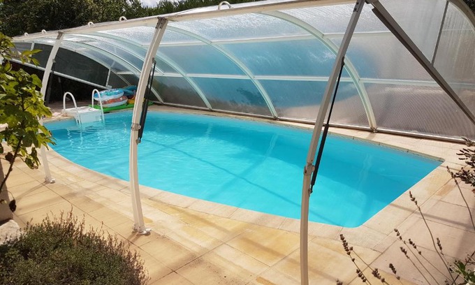Kuttolsheim Casa | Meublé du vignoble - Piscine - Sauna - proche Strasbourg - Classé 3 étoiles