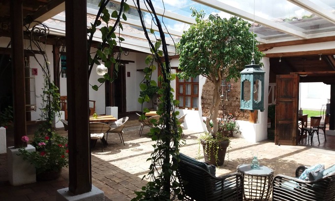 Barrio de Mexicanos Hotel | Mexicanos 10 Casavieja