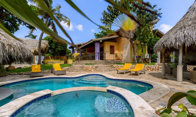 Ponton Villa | Impresionante Villa de estilo mexicano, piscina bar en la piscina, jacuzzi, gimnasio OFERTA ESPECIAL!