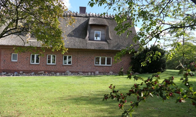 Hellert Casa | "Meyers Ferienhaus" con jardín privado y Wi-Fi