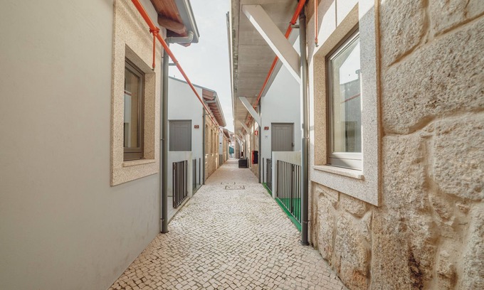 Bonfim Apartamento | Mezzanine Stylish Apartment Q by Vacationy