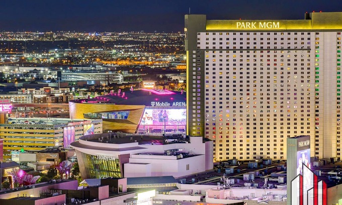 Las Vegas Condominio | MGM Signature-30-721 1Br2Ba F1/Strip View Balcony