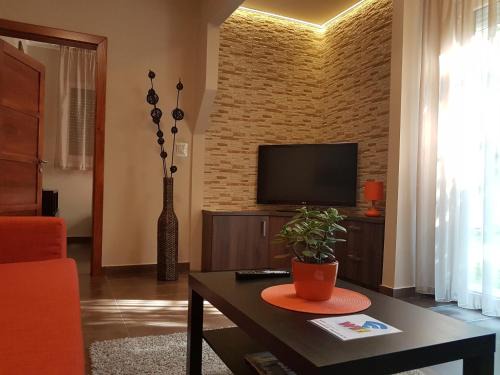 Gellert Hill Apartamento | MgTels Apartman - with private parking