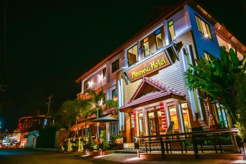 Wua Lai Hotel | Mhonsa Hotel