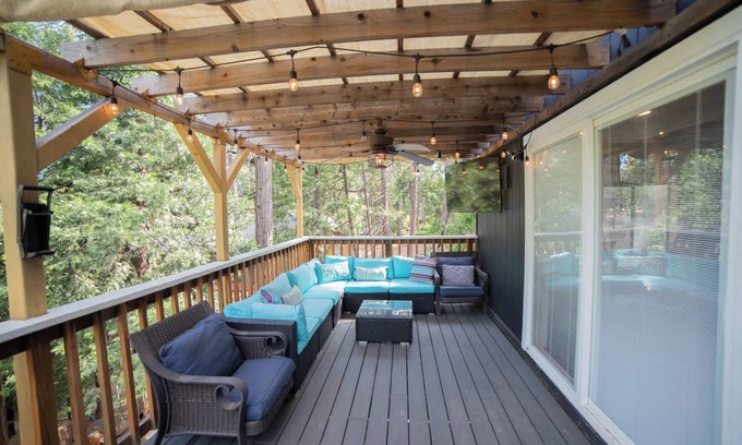 Mi-Wuk Village Casa | Mi-Wuk Mountain House | Family-Friendly Getaway in the Pines