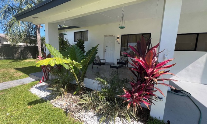 Westchester Apartamento | Dormir en el corazón de Miami | 2 BR | 1BA |