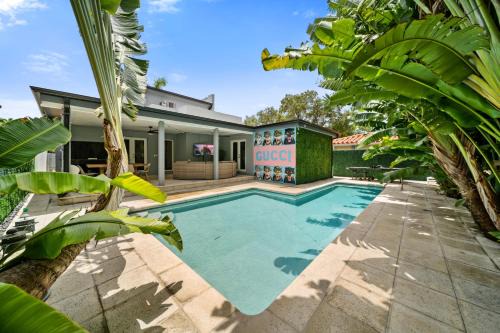Coral Way Villa | Miami Gucci Home with Pool & Great Location