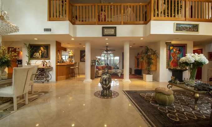 Ives Estates Casa | MIAMI HOGAR CON UN SENTIMIENTO TROPICAL ***
