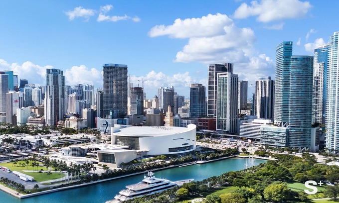 Downtown Miami Complejo | Miami Luxury Studio With City View