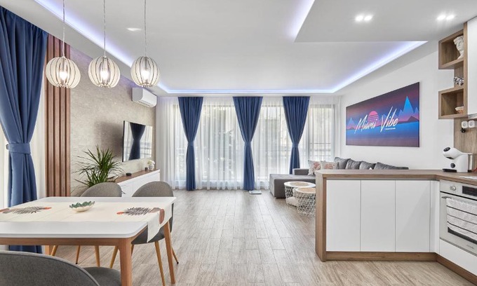 Burgas Center Apartamento | Miami Vibe by EstateAutomata