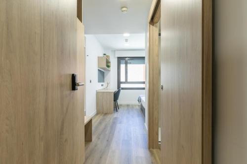 Fuencarral Otro | Micampus Manuel Tovar 6 Student Residence