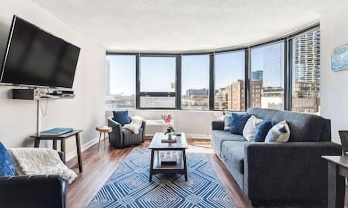South Loop Condominio | MICH AVE #5|Safe DTown Grant Park, Museums 2bd/2ba