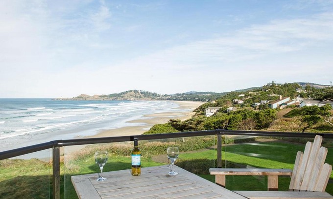 Newport Casa | Michaels Beach Place at Shoreline Ridge