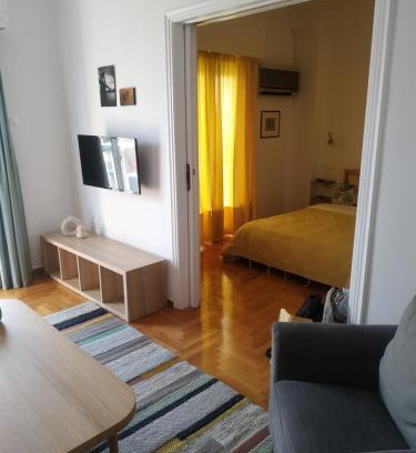 Koukaki Apartamento | Michali's Koukaki Apartment (metro Sygrou/Fix)
