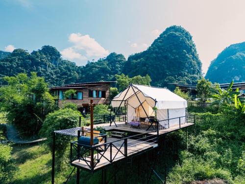 Huu Lung Otro | Michi Camp Hữu Liên