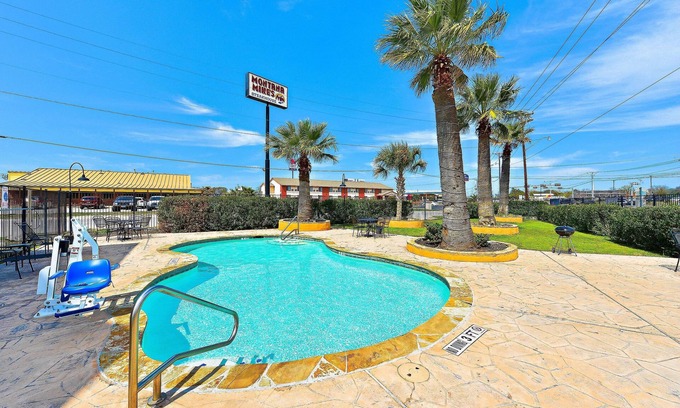 New Braunfels Hotel | Microtel Inn & Suites by Wyndham New Braunfels