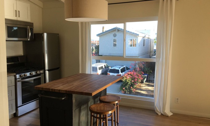 Silver Strand Apartamento | Mid Century Beach Studio, Love Shack, completamente remodelado, arriba, vista