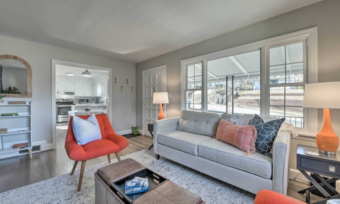 Winston - Salem Cabaña | Mid-Century Modern Cottage in Ardmore Area!